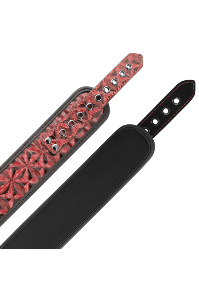 BEGME - COLLETTO RED EDITION CON MORSETTI PER CAPEZZOLI CON FODERA IN NEOPRENE