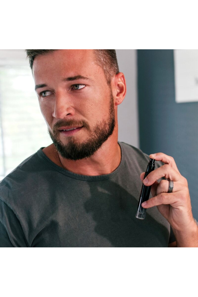 EYE OF LOVE - MATCHMAKER BLACK DIAMOND PROFUMO AI FEROMONI ATTRACT THEM 10 ML