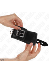 KINK - RESISTENZA DA POLSO IMBOTTITA IN PELLICCIA NERA CON CINTURA NERA REGOLABILE 17-29 CM X 6 CM