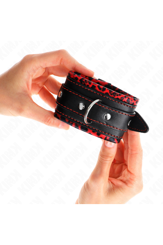 KINK - POGGIPOLSI IMBOTTITI IN PELLICCIA ROSSO/NERO REGOLABILE 17-29 CM X 6 CM