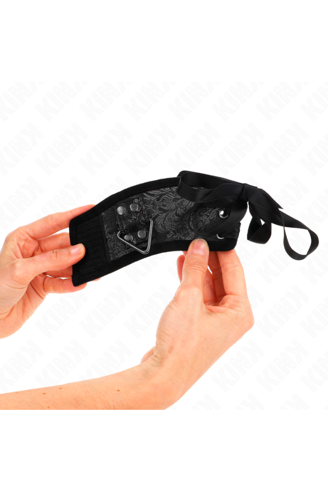 KINK - RESISTENZA DA POLSO SCANDALO DETTAGLI IN PIZZO NERO 24