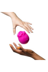 ROMP - ROSE 2.0 STRUMENTO DI ASPIRAZIONE CLITORIDEA A FORMA DI ROSA
