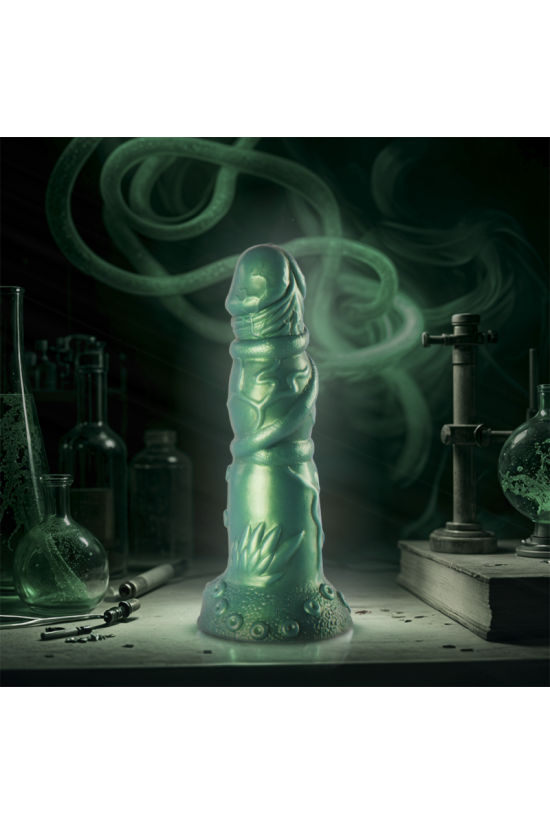 EPIC - LA PASSIONE PER IL DILDO DI ADE NEGLI INFERI