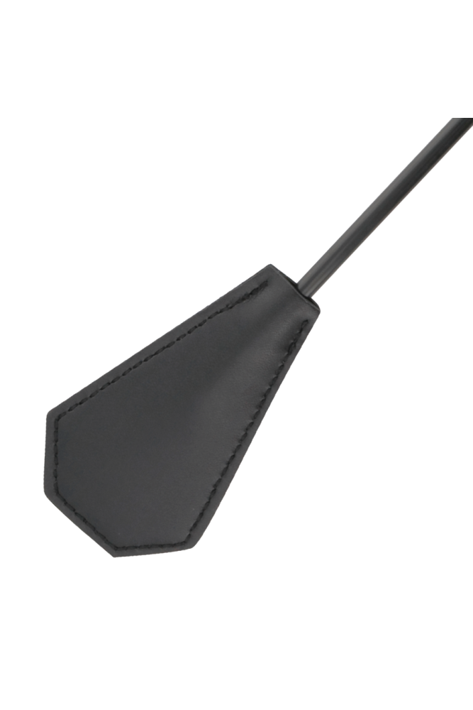 DARKNESS - FRUSTA DI PIUME NERE